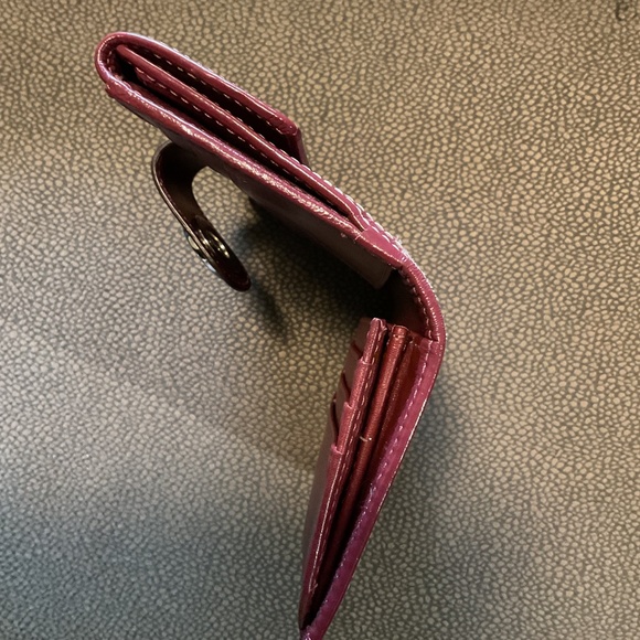 Vintage Burgundy Coach Signature Turnlock Wallet - Picture 6 of 7